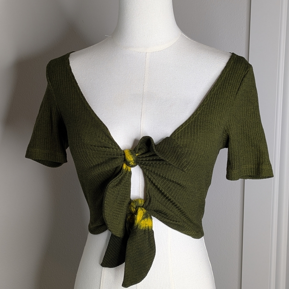 Urban Outfitters Crop Top Double Front Tie Sexy Dyed Green Tie Dye Xs